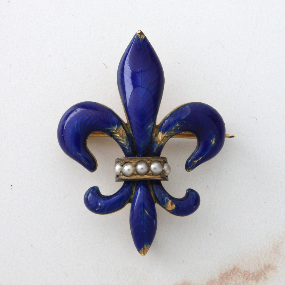 12K and Enamel Brooch