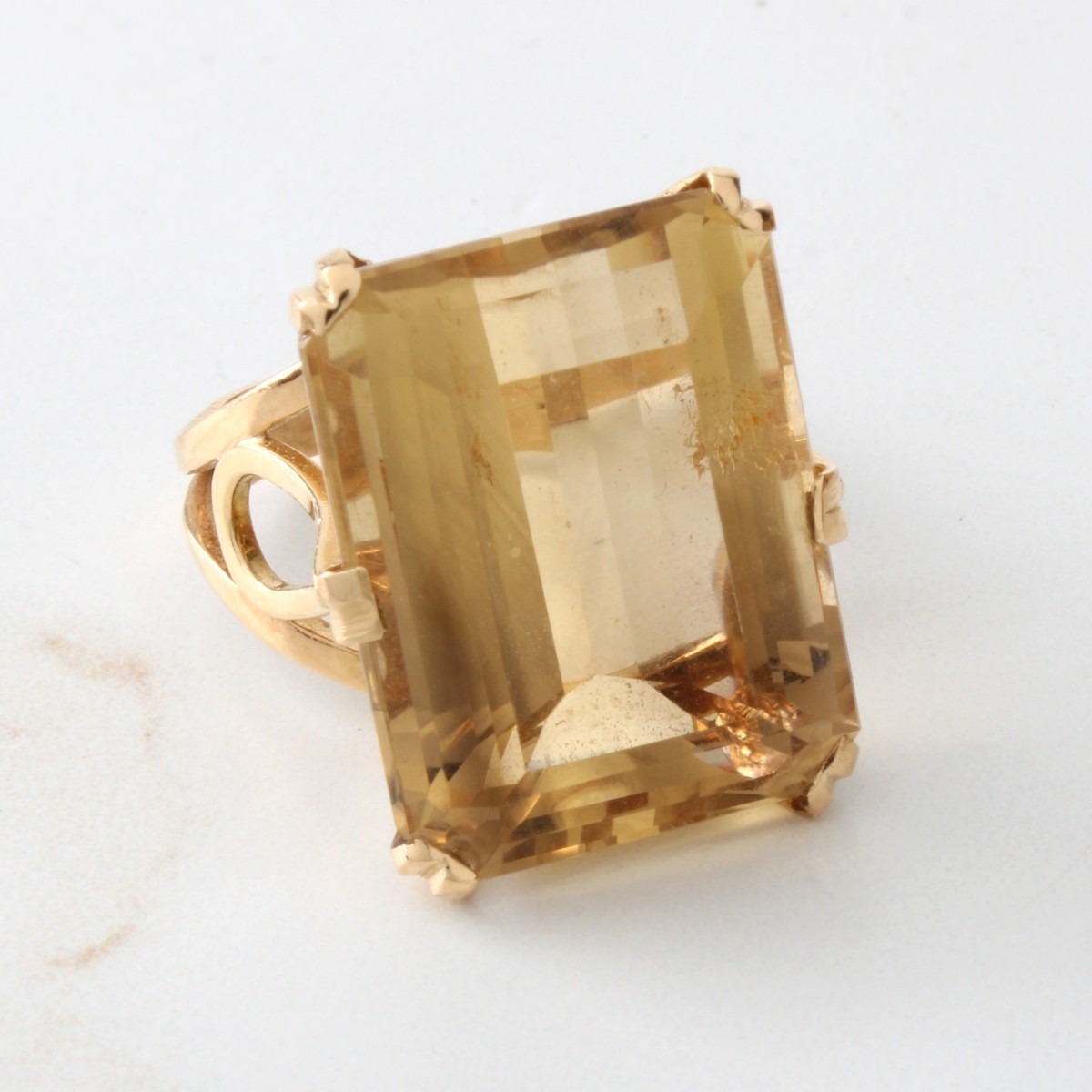 Citrine and 14K Ring