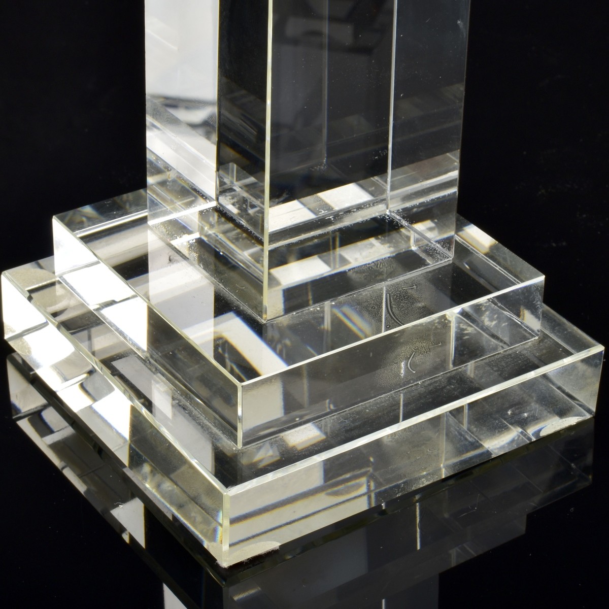 Crystal Geometric Candlesticks