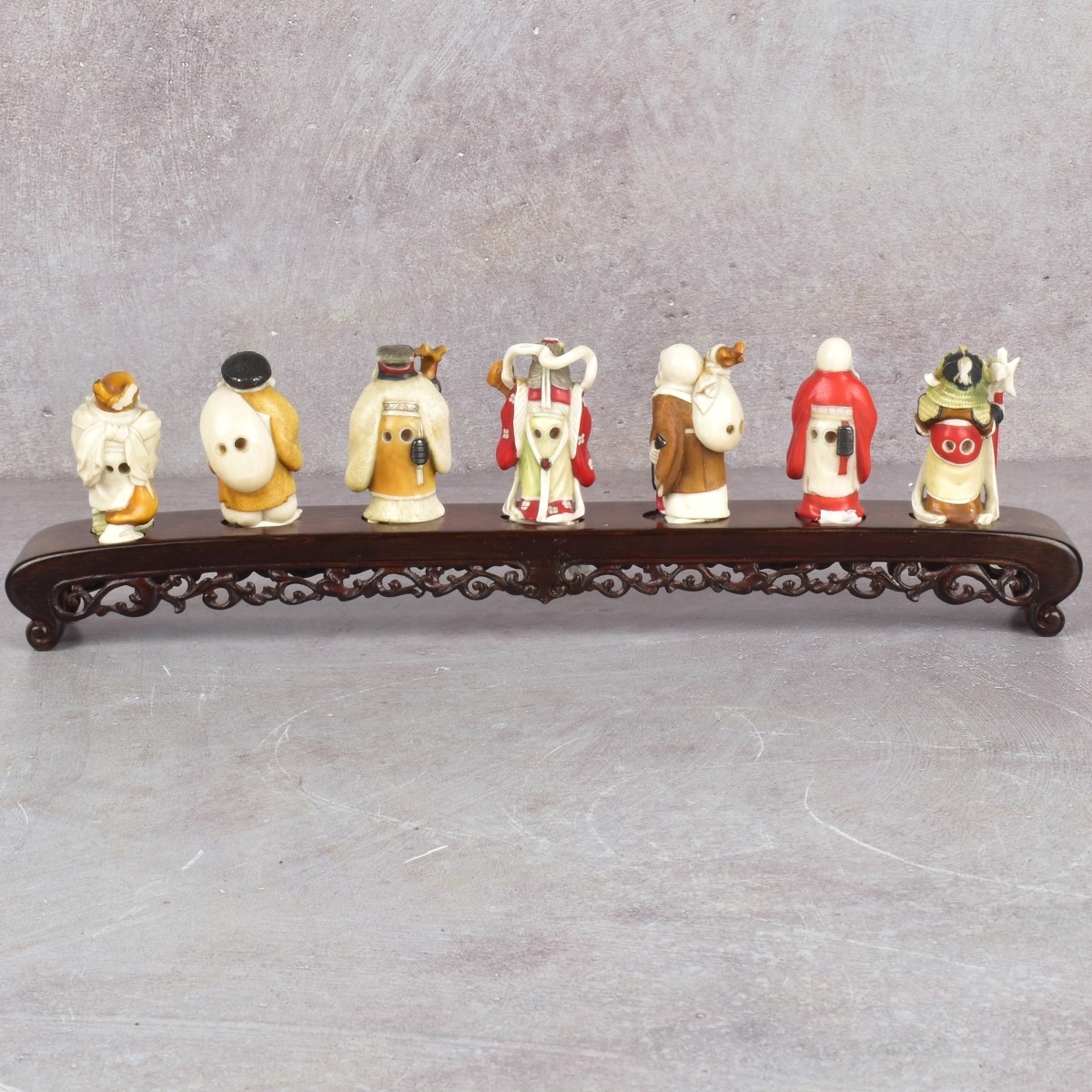 Japanese Grouping of Nutsukes