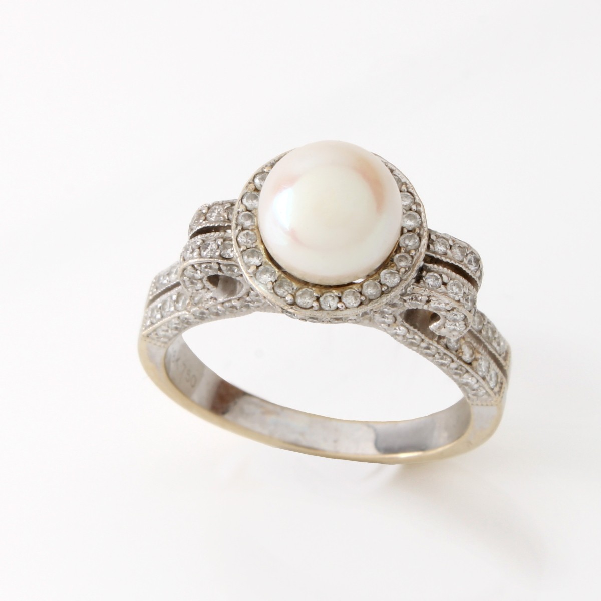 Pearl, Diamond and 18K Ring