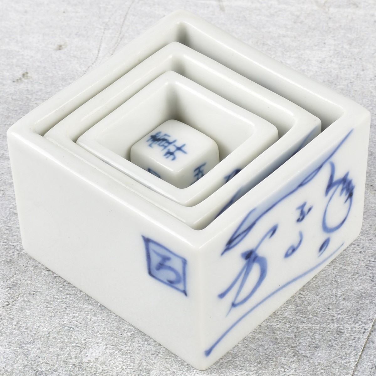 Fuki Choshun Nisho Tea Service & Sake Game