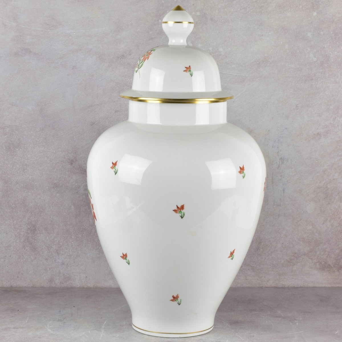 Large Herend Hungary Porcelain Urn