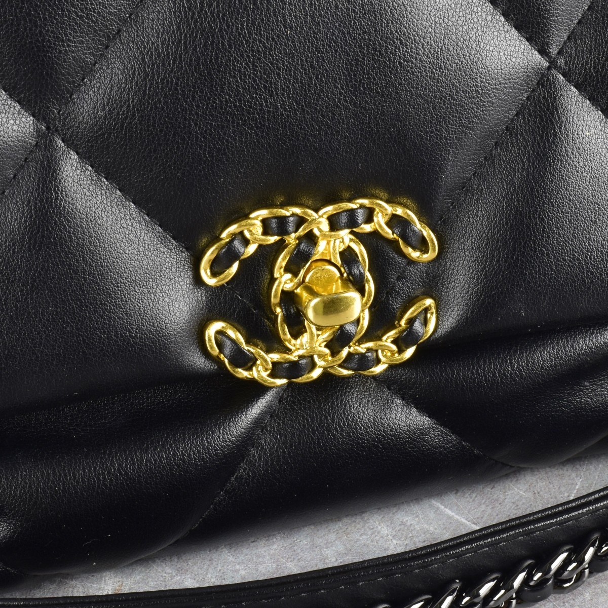 Replica Chanel Flap Bag