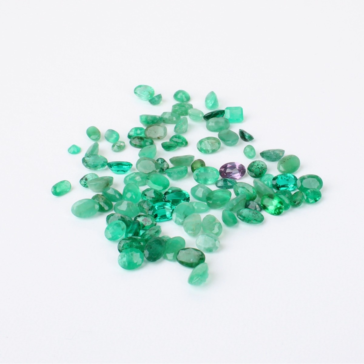 33.4CT TW Colombian Emeralds