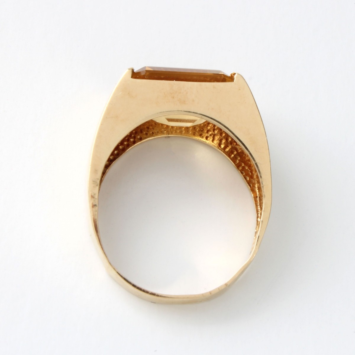 Citrine and 14 Karat Yellow Gold Ring