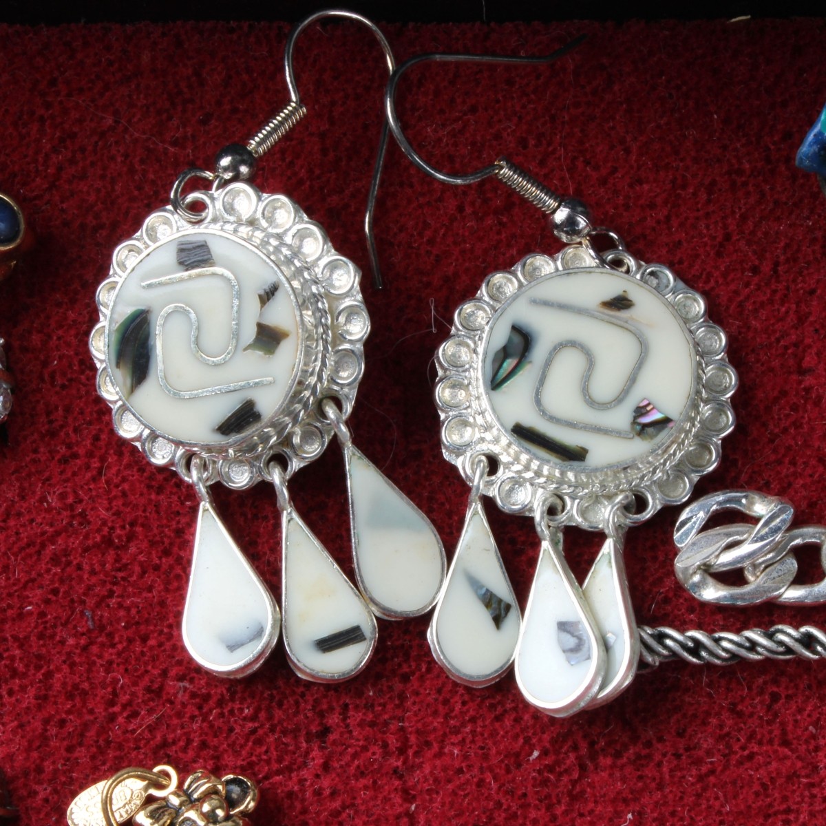 Tray Lot of Fashion Jewelry