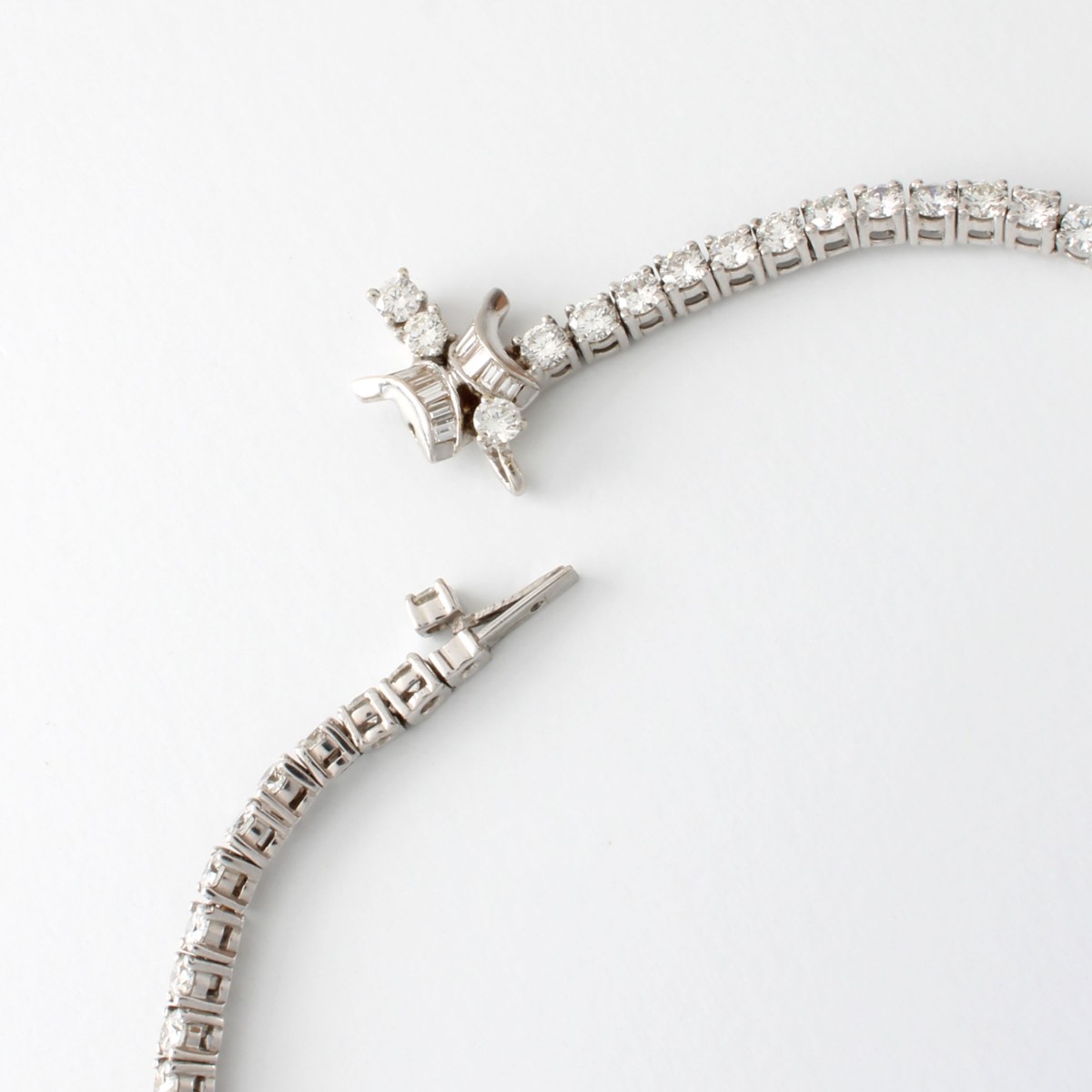 Diamond and 18K Necklace