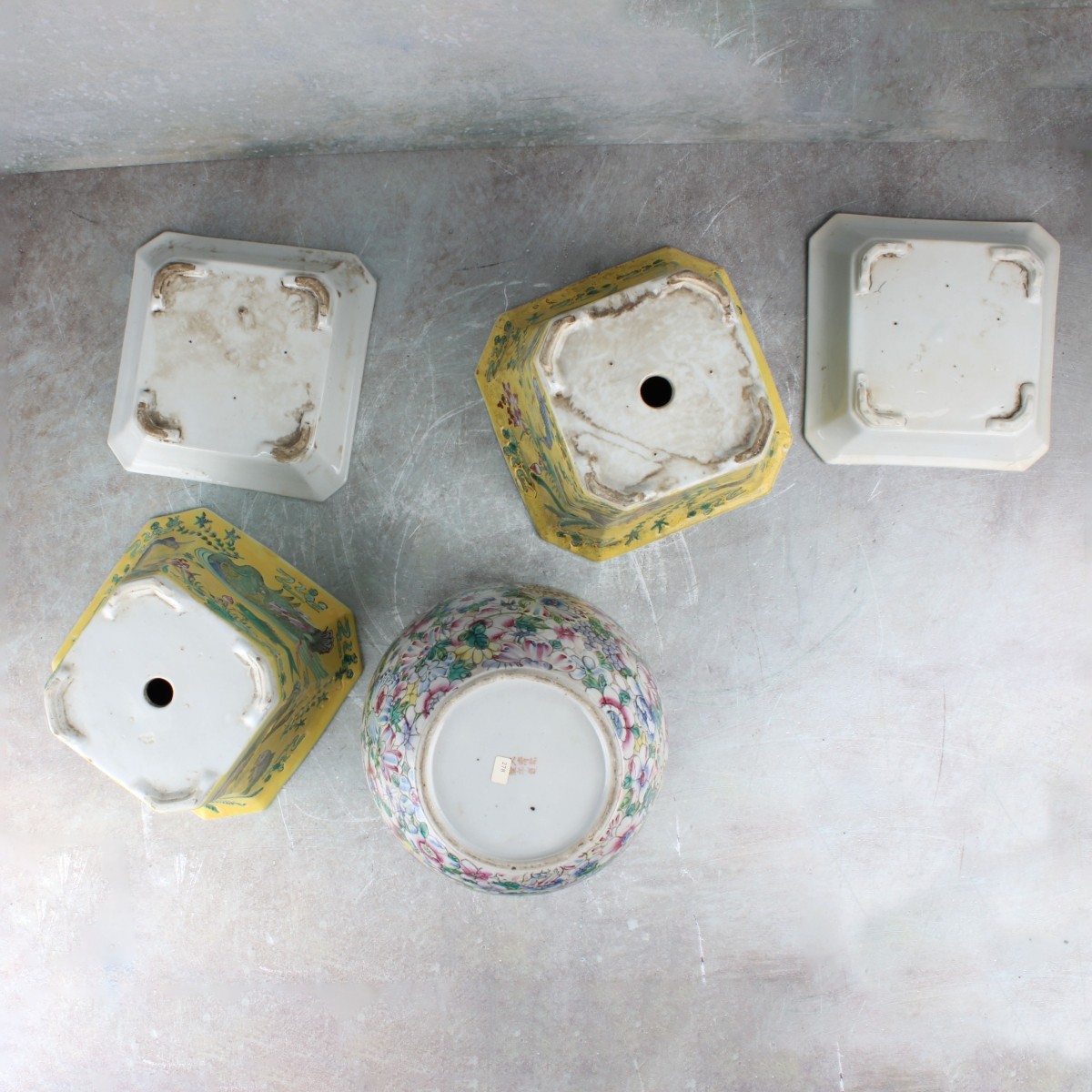 Vintage Chinese Porcelain Pieces