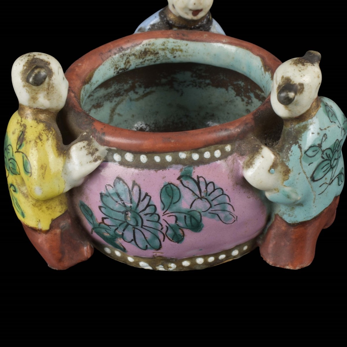 18th Century Chinese Porcelain Pieces