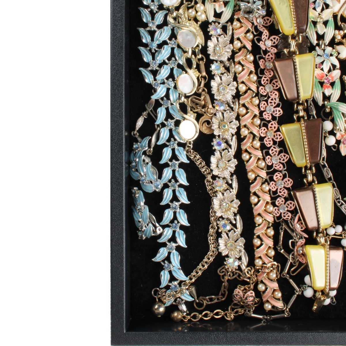 Tray Lot of Fashion Jewelry