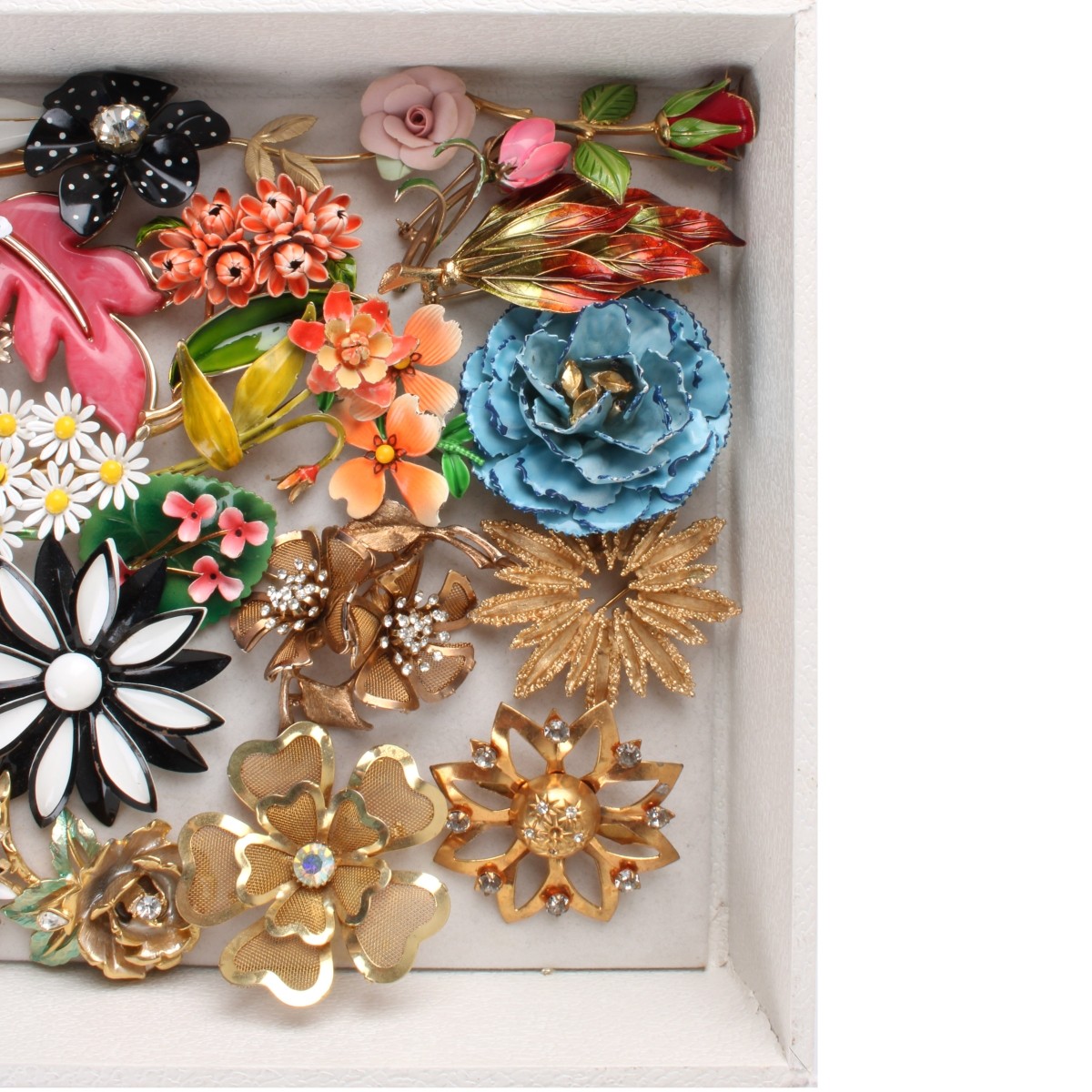 Tray of Costume Jewelry