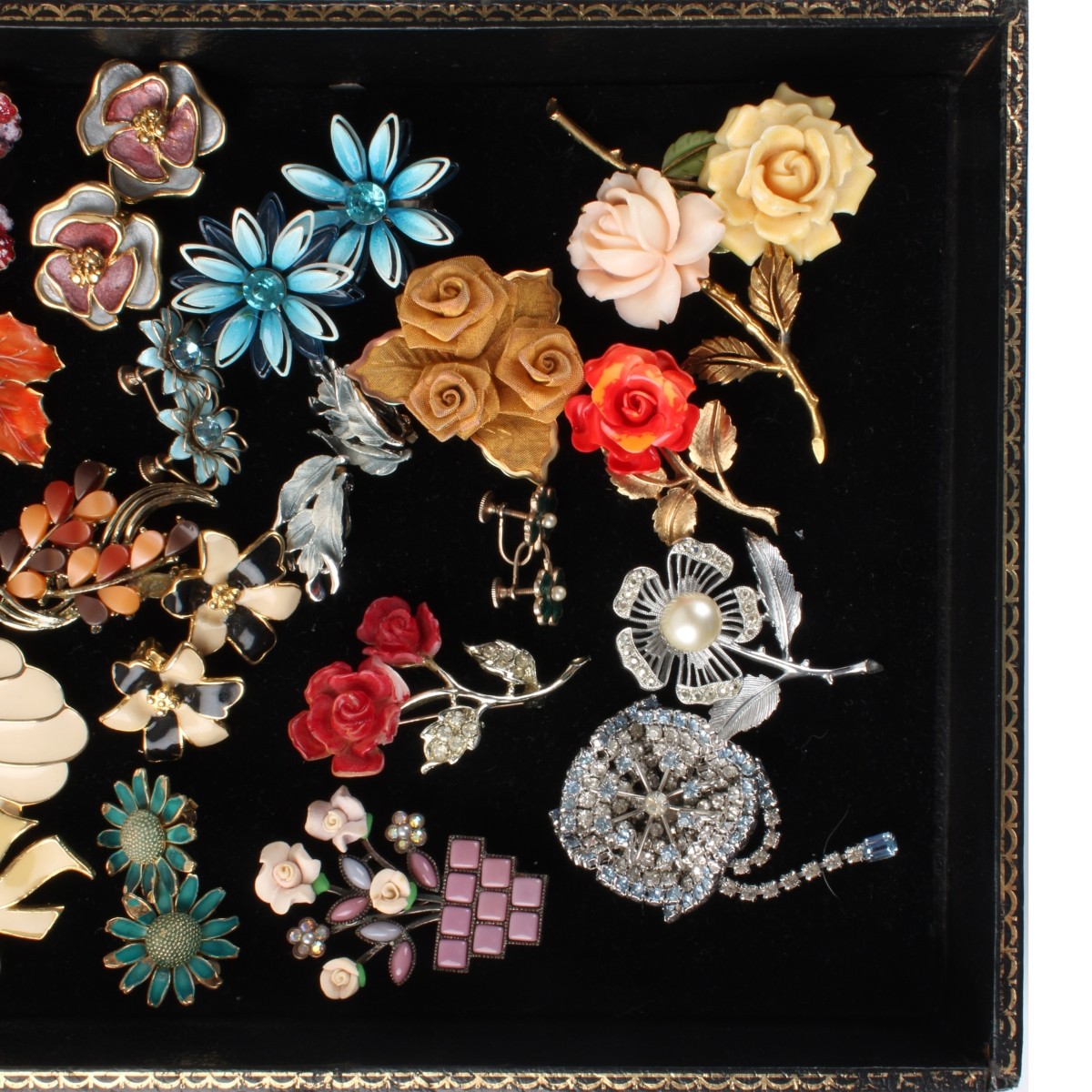 Tray of Costume Jewelry