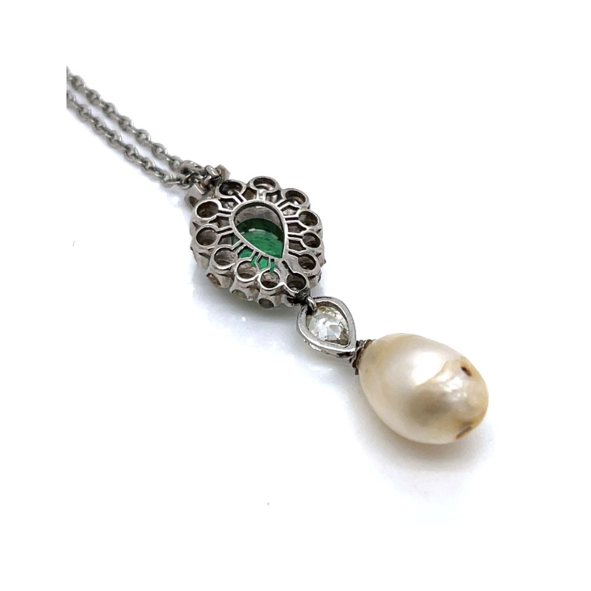 Pearl, Emerald, Diamond & Plat. Pendant