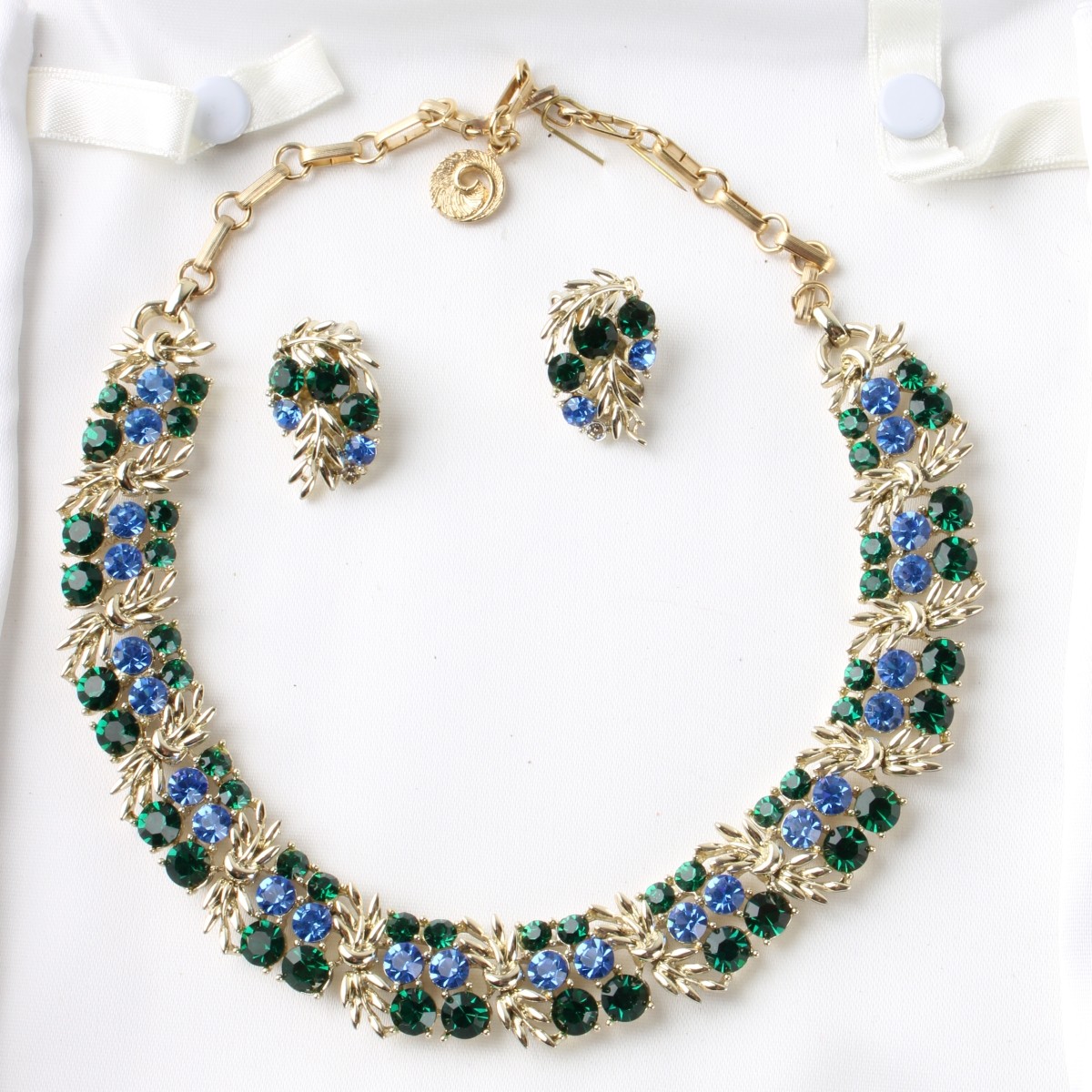 Lot of Fashion Jewelry