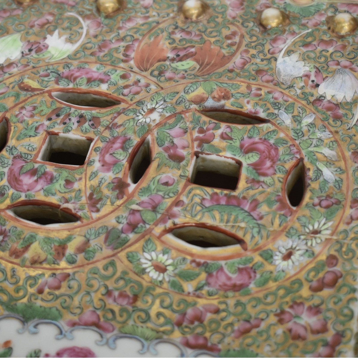 Chinese Rose Medallion Stools