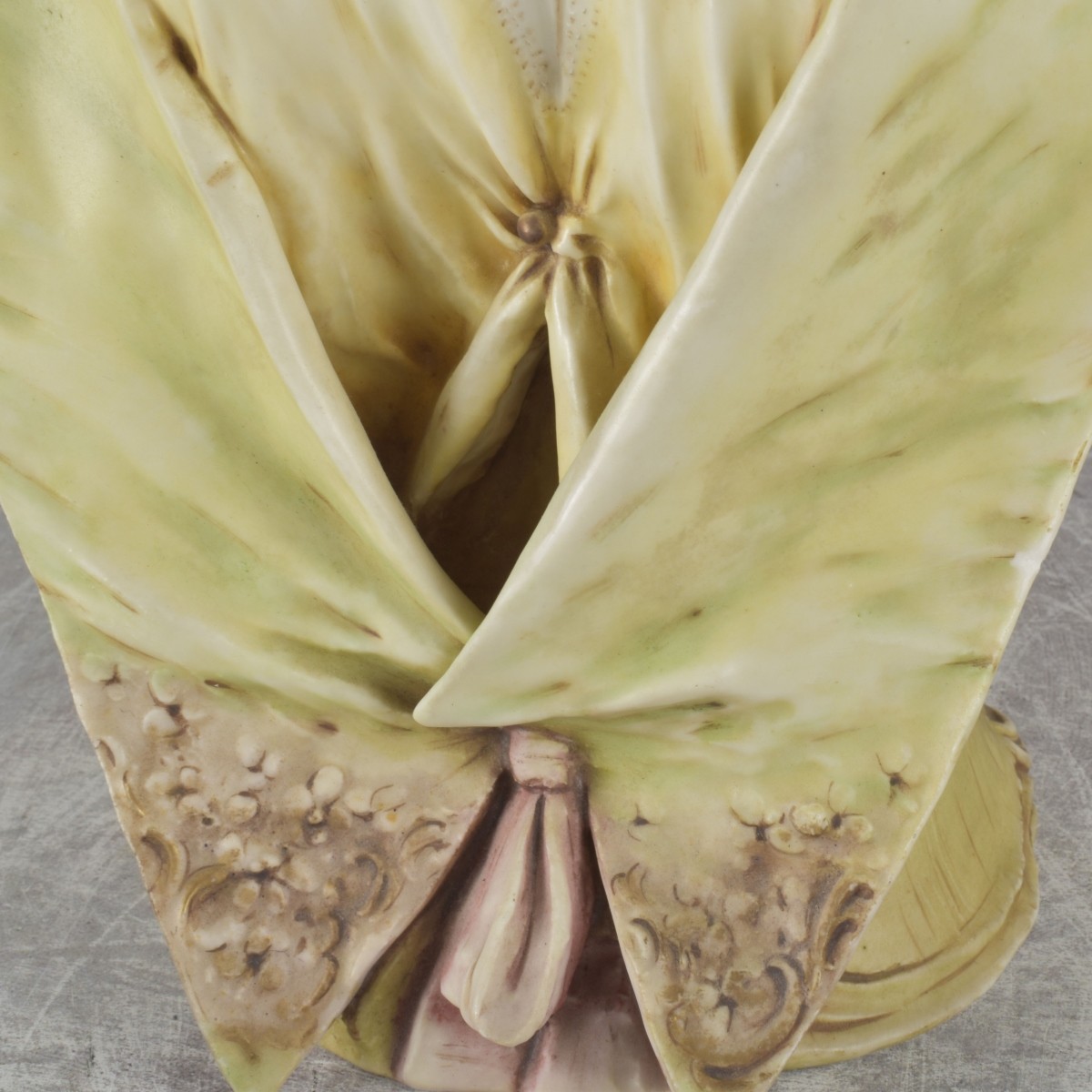 Amphora Female Bust