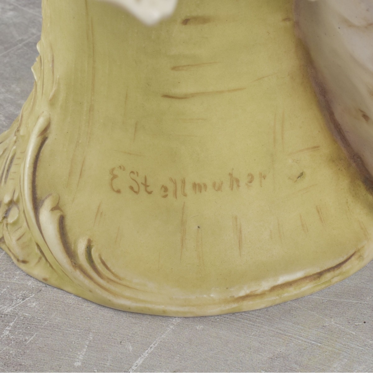 Amphora Female Bust