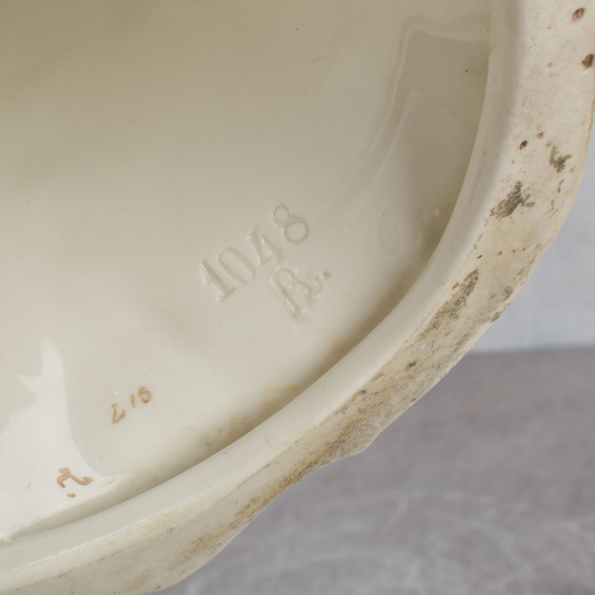Amphora Female Bust