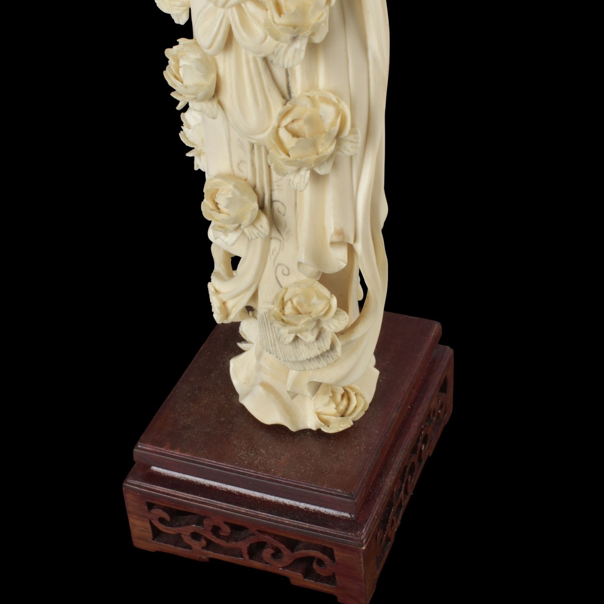 Japanese Carved Geisha
