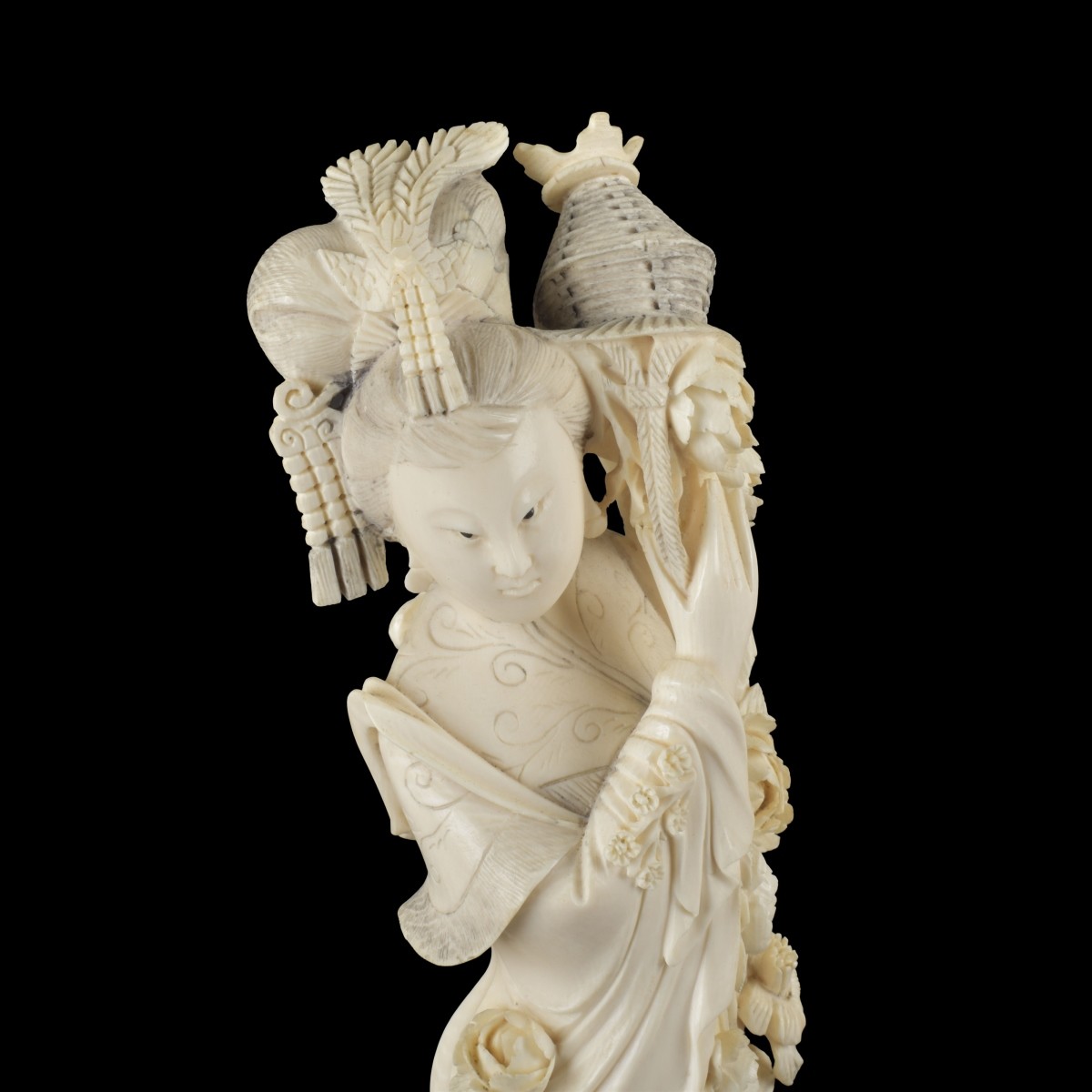 Japanese Carved Geisha