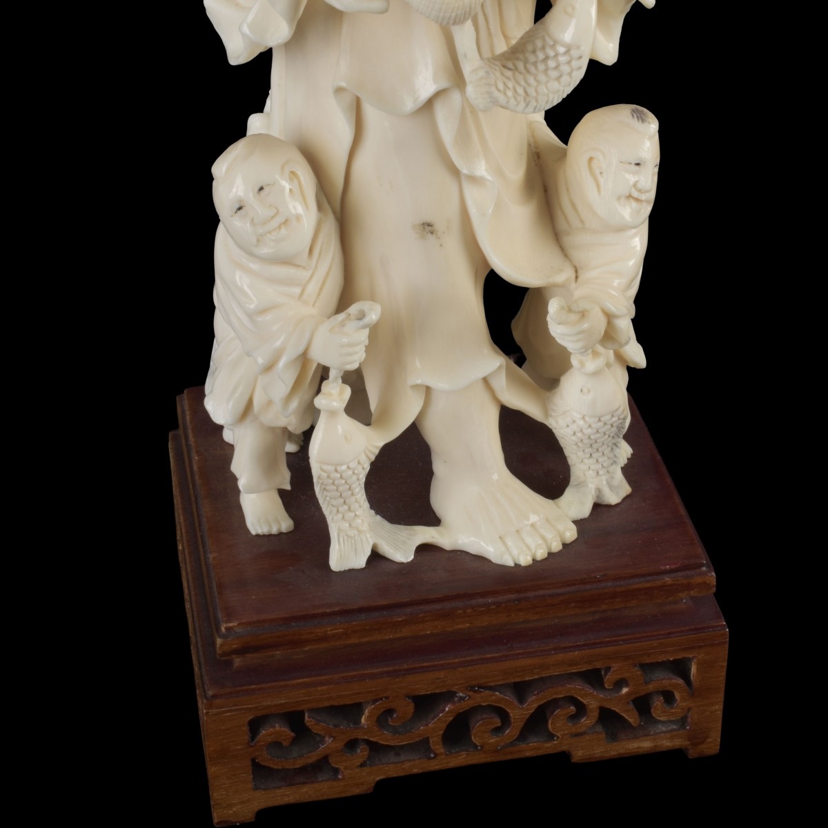 Vintage Carved Chinese Fisherman