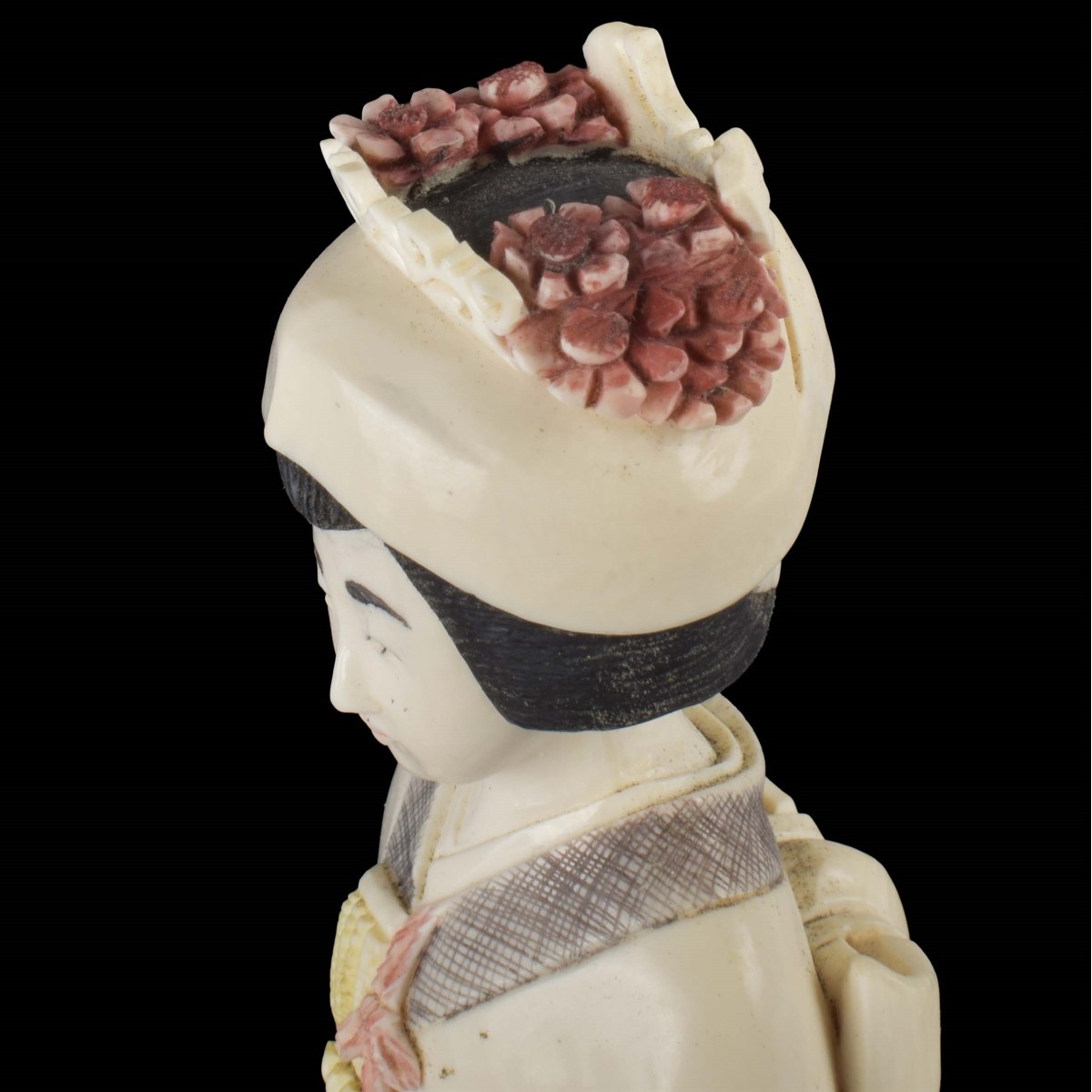 Carved Japanese Geisha