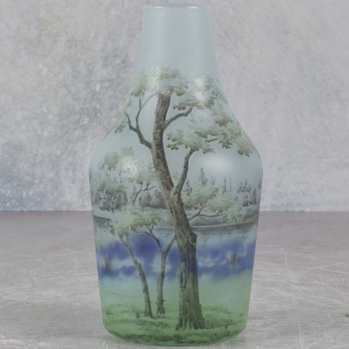 Daum Nancy Cameo Vase