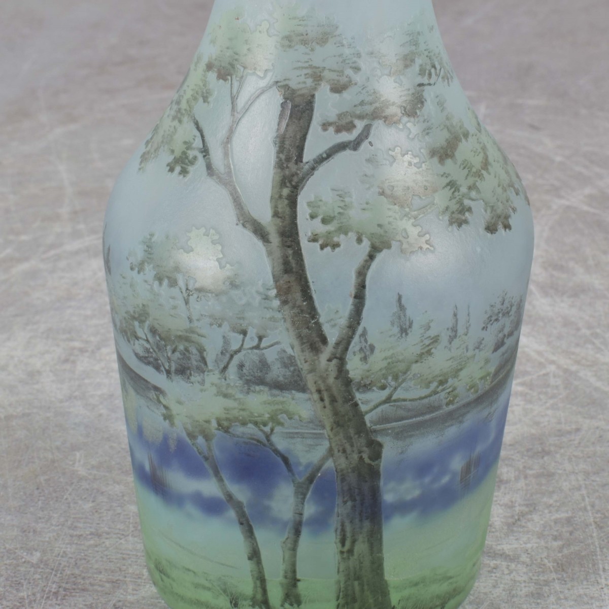 Daum Nancy Cameo Vase