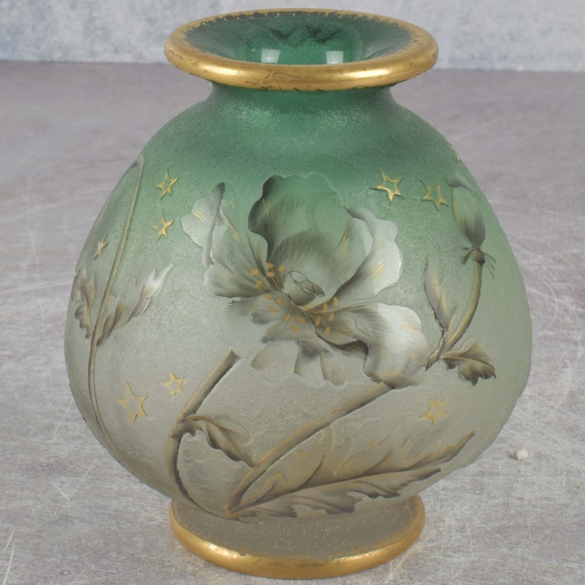 Daum Nancy Cameo Vase