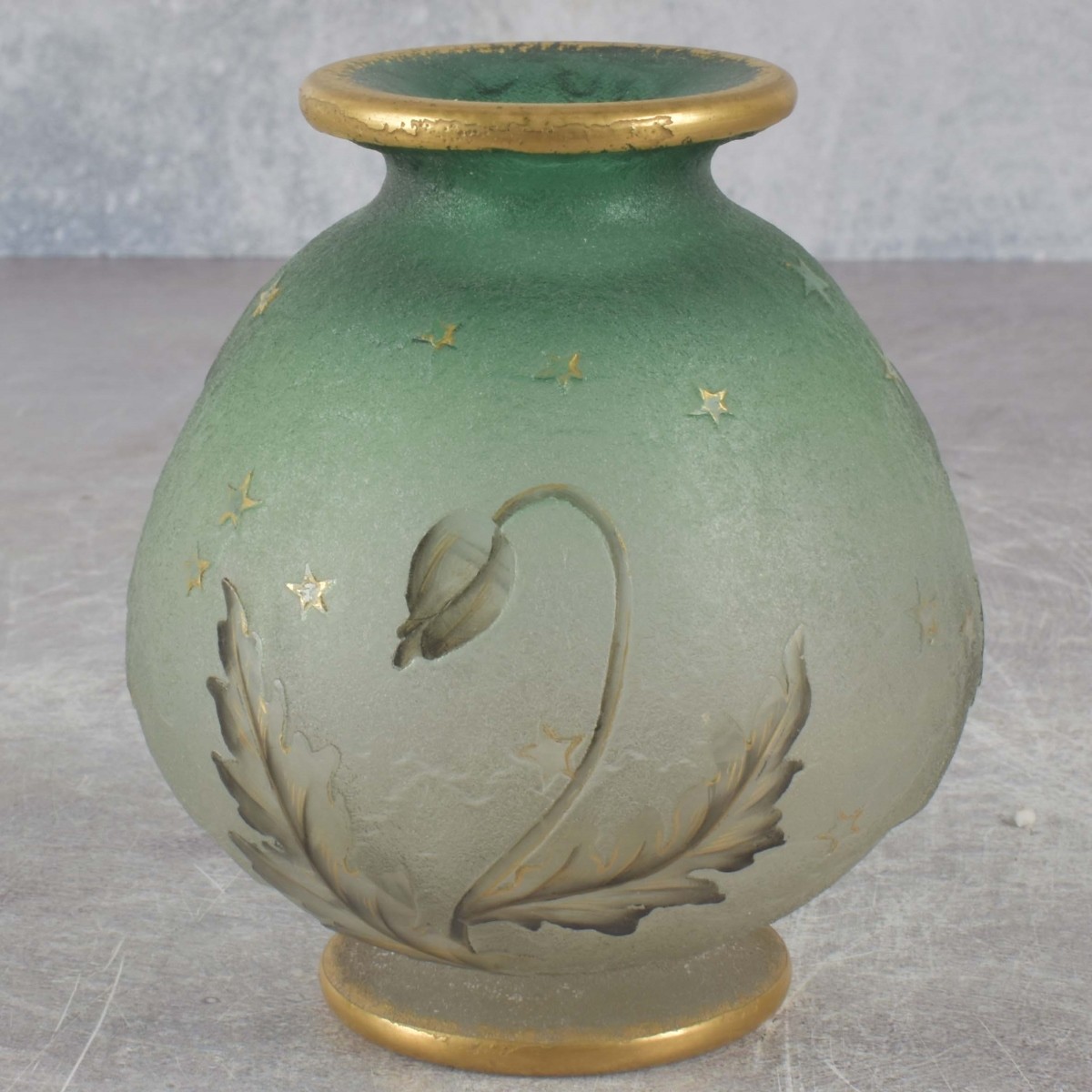 Daum Nancy Cameo Vase