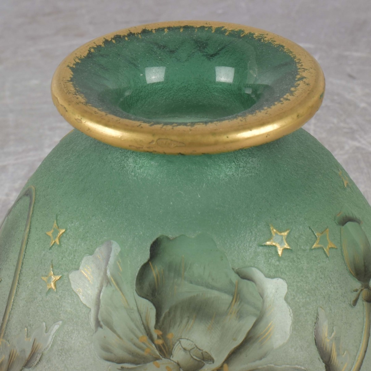 Daum Nancy Cameo Vase