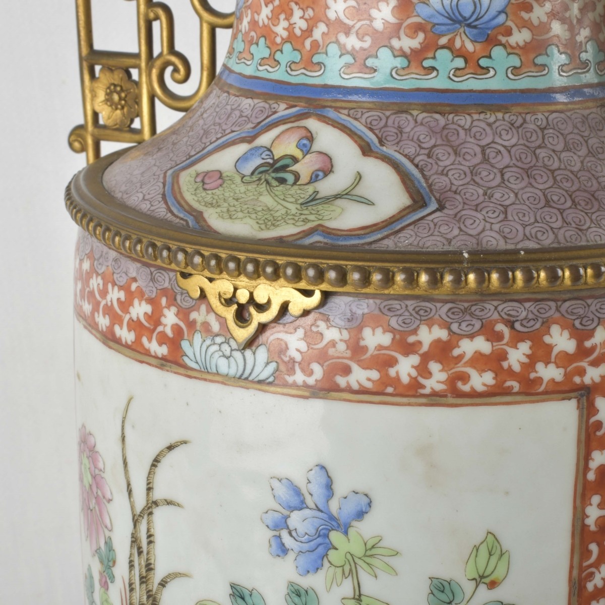 Canton Famille Rose Table Lamp