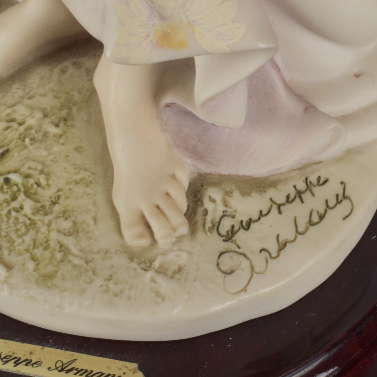 Giuseppi Armani "Daisy"