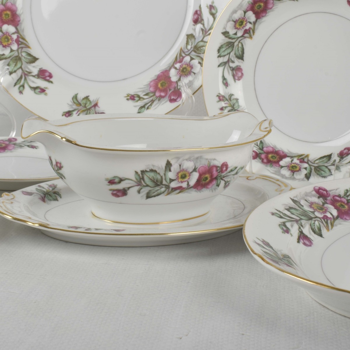 Montana Rose Porcelain Dinner Service