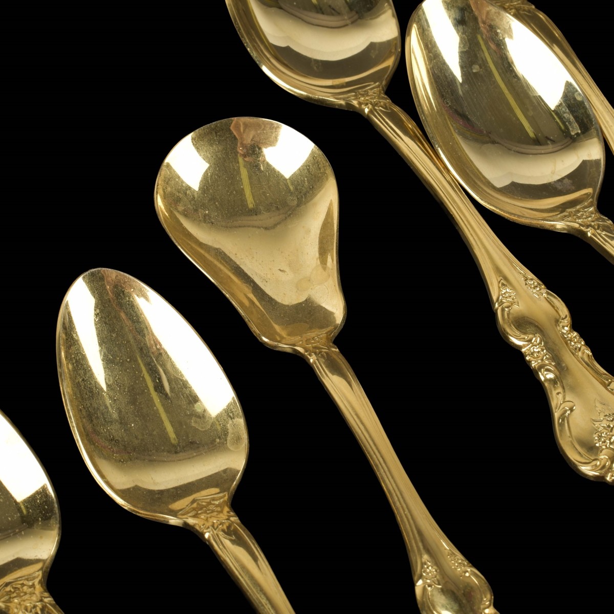 Lot of Gold Plated Dinner Service