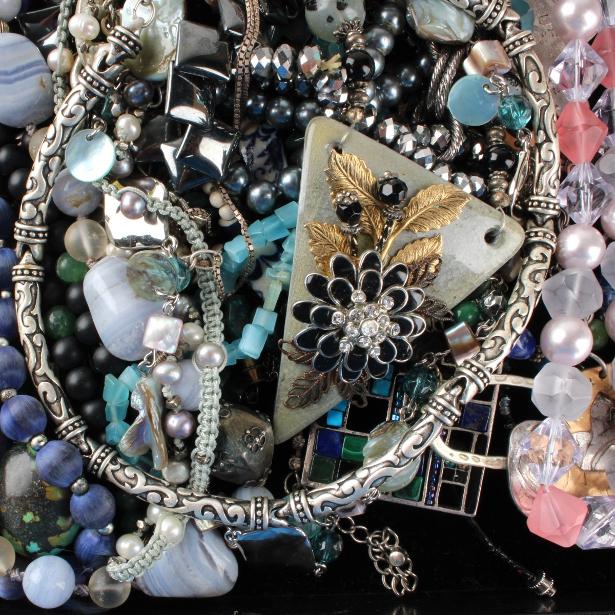 Tray Lot of Fashion Necklaces