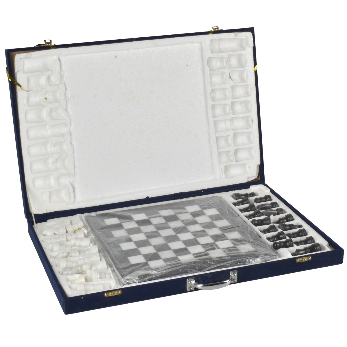 Black and White Onyx Chess Set
