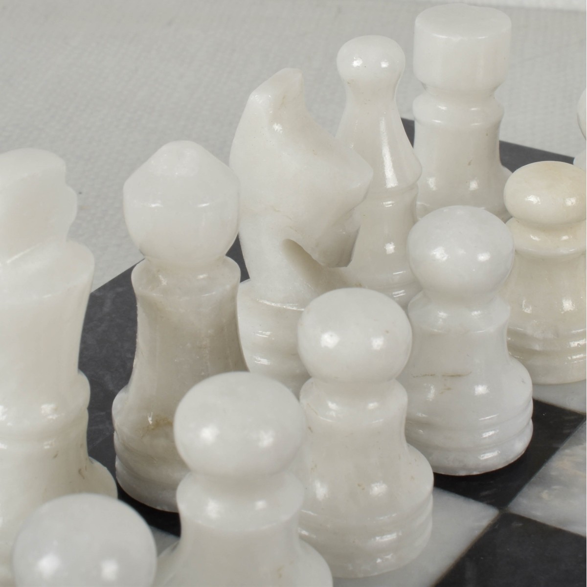 Black and White Onyx Chess Set