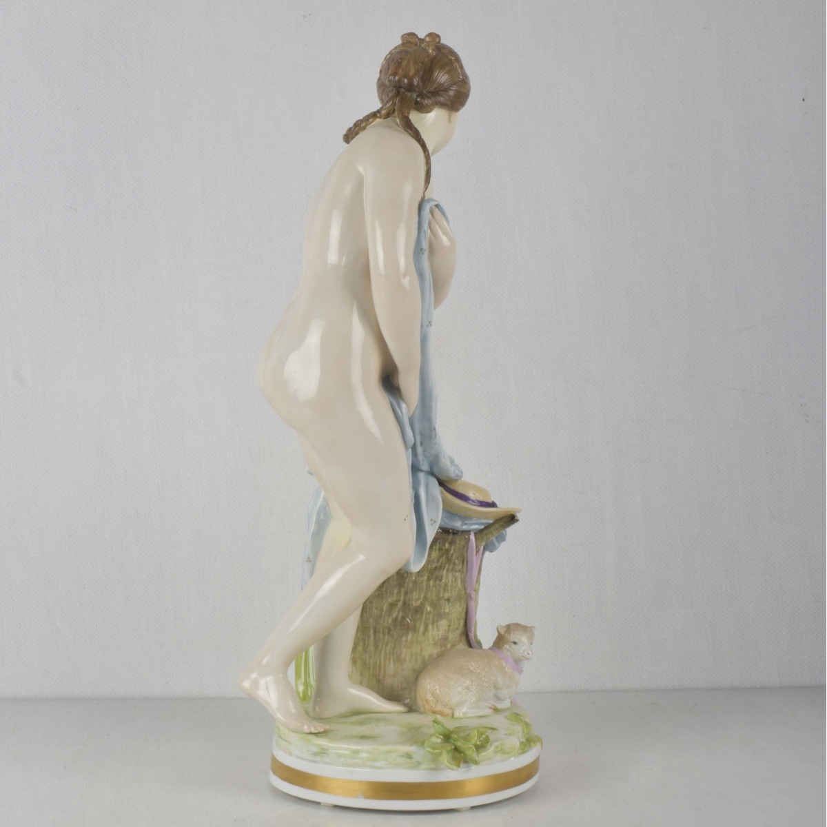 Capodimonte Sculpture of a Bathing Beauty