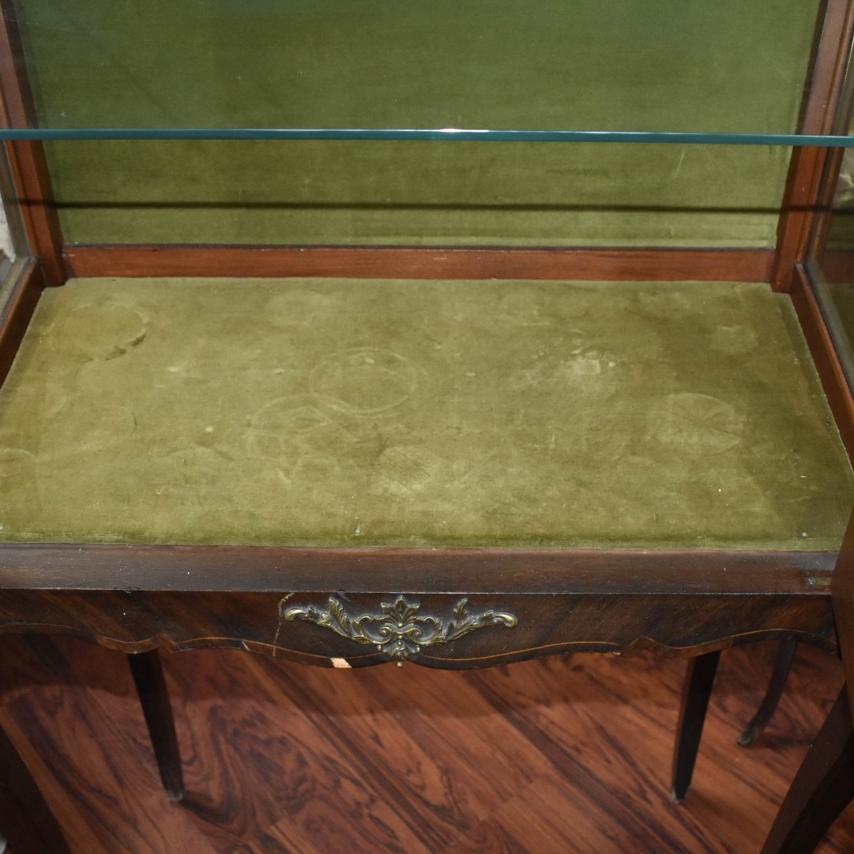 Louis Louis XVI Style Vitrine