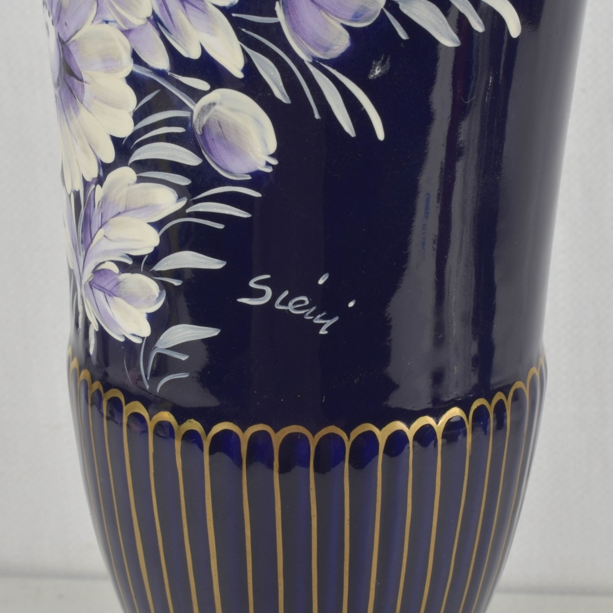 Vintage Keramos Italian Capodimonte Vase