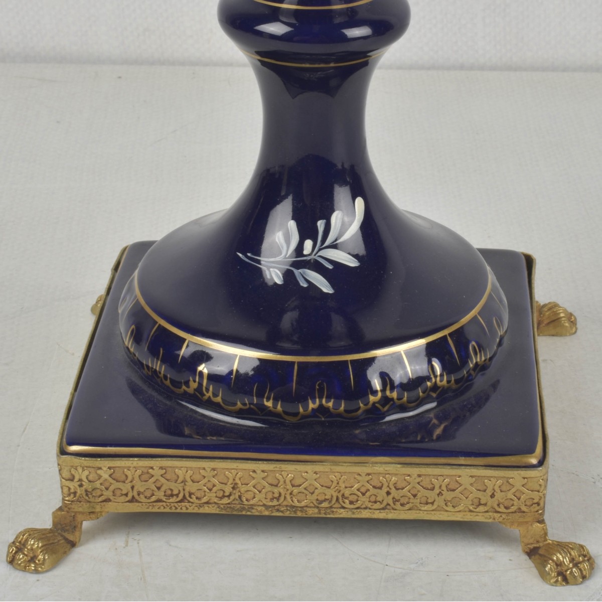 Vintage Keramos Italian Capodimonte Vase