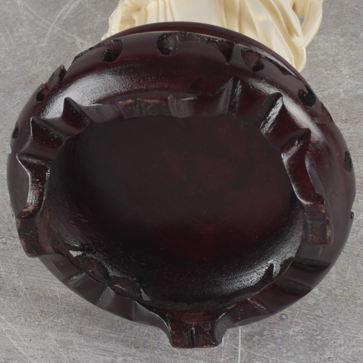 Vintage Carved Japanese Geisha