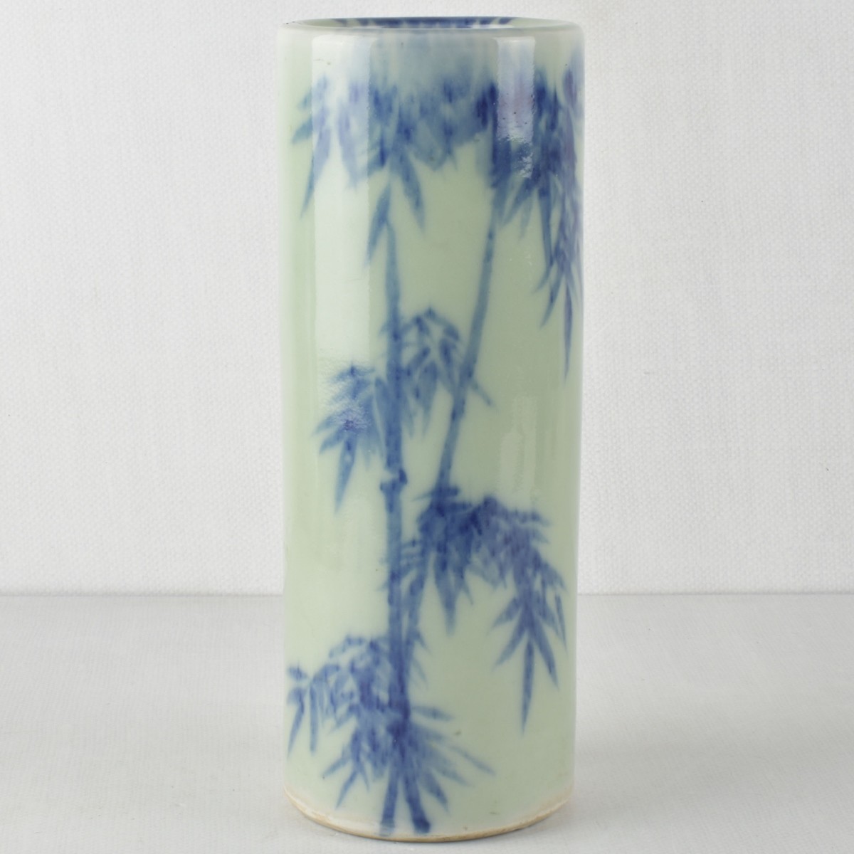 Chinese Porcelain Hat Stand