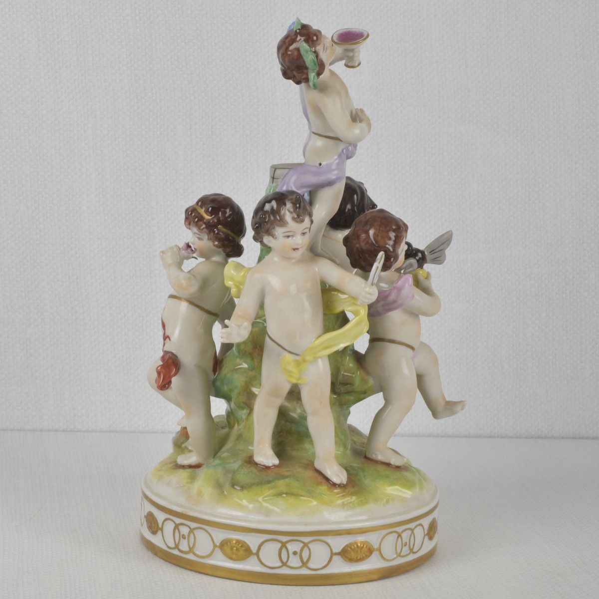 Capodimonte-style Porcelain Group