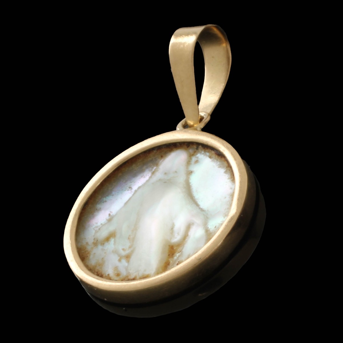 18K and MOP Pendant