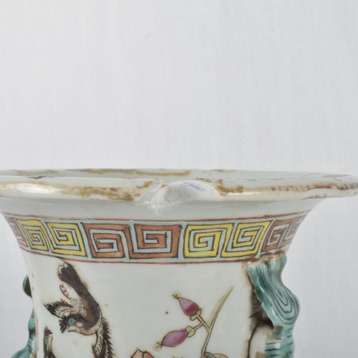 Vintage Chinese Rose Medallion Vases