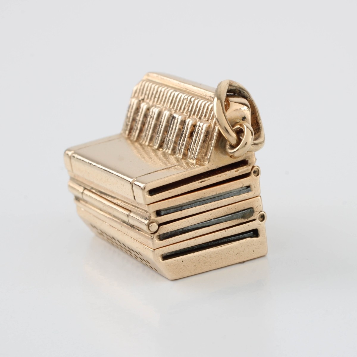14K Pendant / Locket