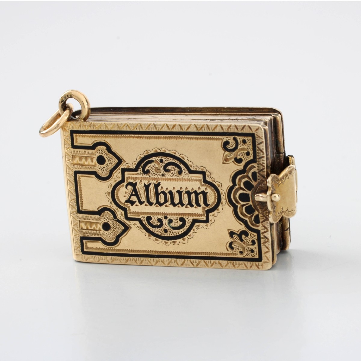 12K Pendant / Locket